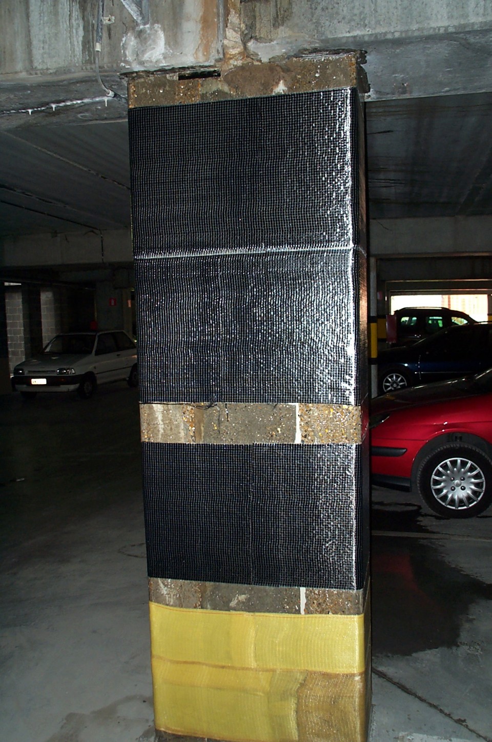 wrapping columns with CFRP sheets
